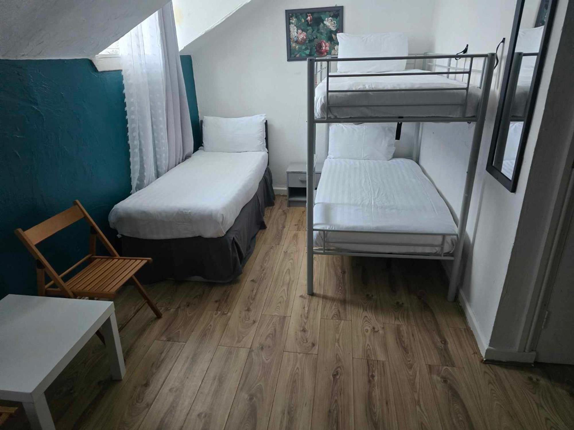 Rose Hotel